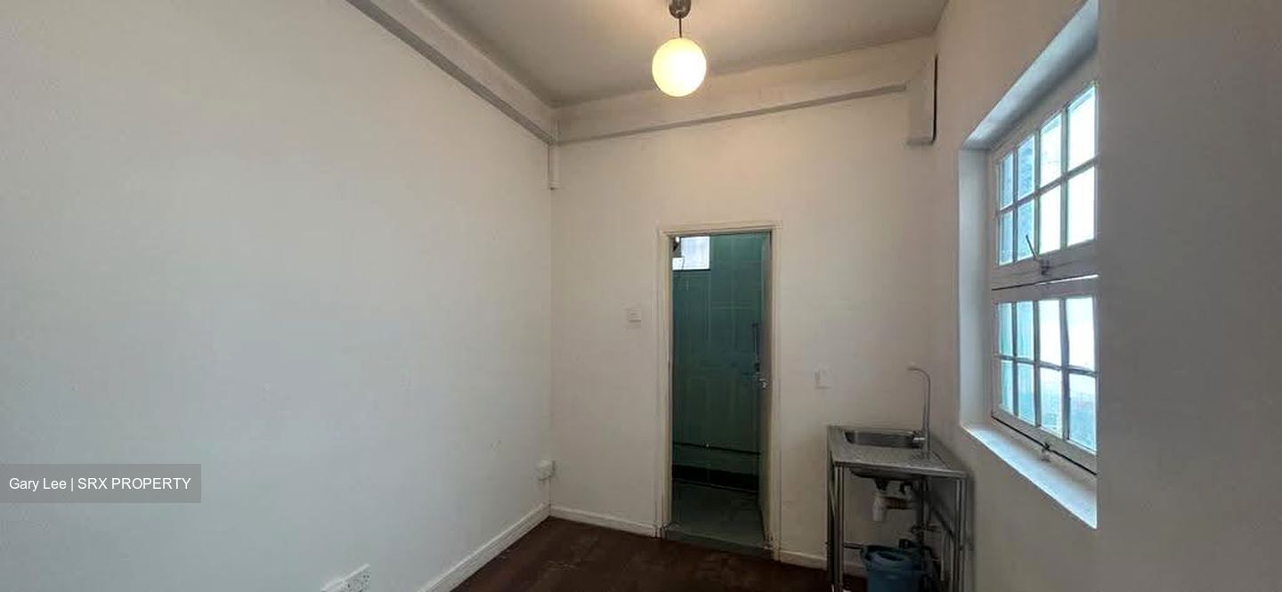 South Bridge Road (D1), Office #637814281